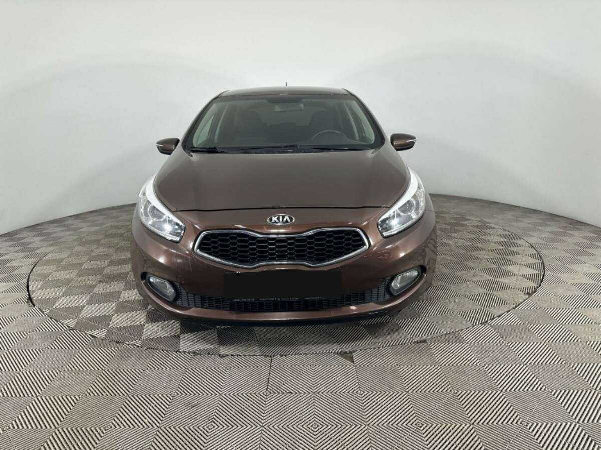 Kia Ceed 2014 года с пробегом. Фото: #1