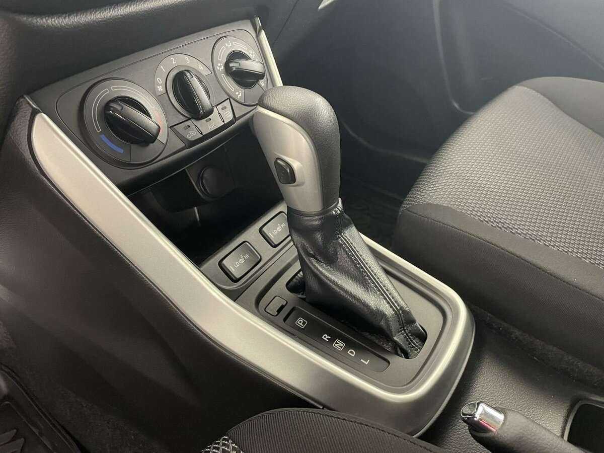 Б/У Сузуки С-Икс4 2014 года. Фото: #12