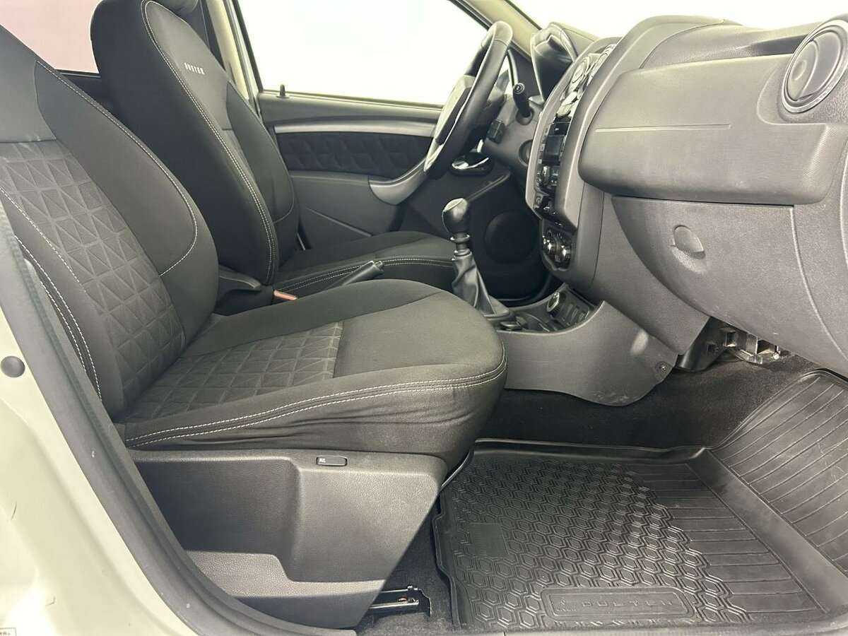 Б/У Рено Дастер 2017 года. Фото: #13