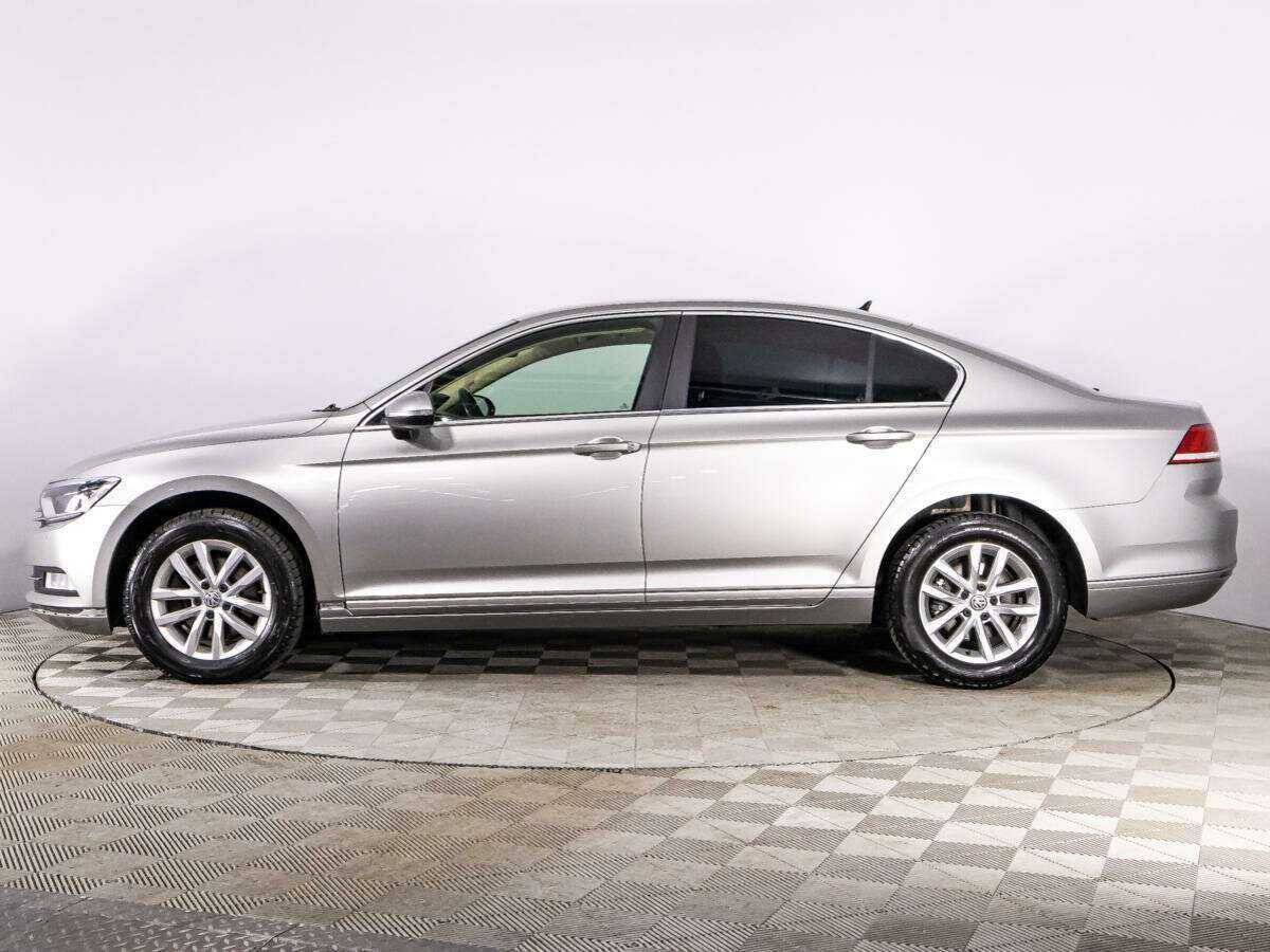 Б/У Фольксваген Пассат 2017 года. Фото: #7