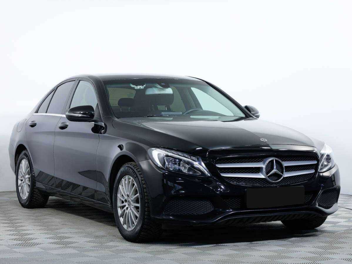 Mercedes-Benz C-Класс 2018 года с пробегом. Фото: #1