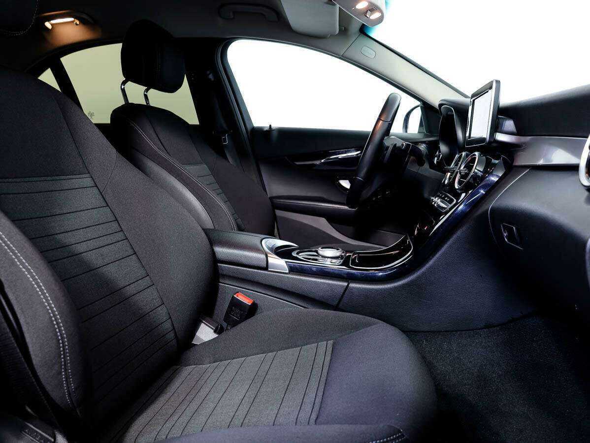 Mercedes-Benz C-Класс 2018 года с пробегом. Фото: #12