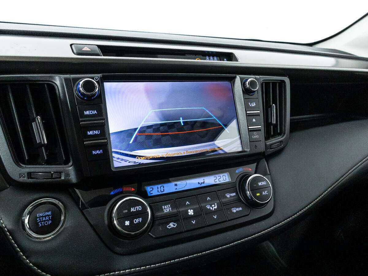 Toyota RAV4 2018 года с пробегом. Фото: #18