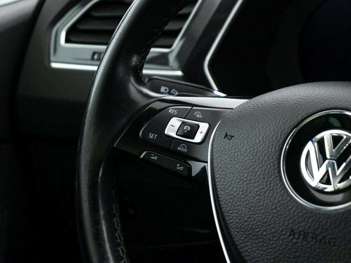 Б/У Фольксваген Тигуан 2018 года. Фото: #20