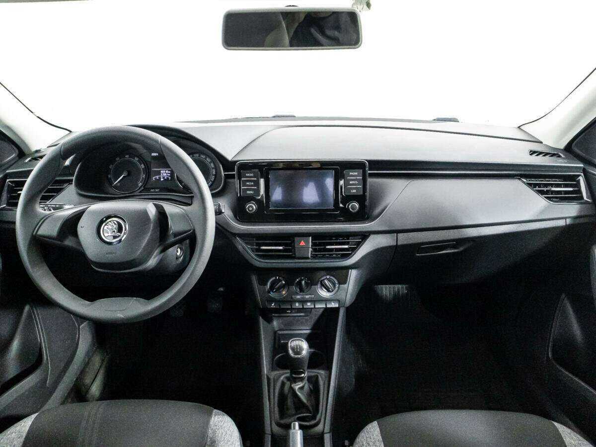 Б/У Шкода Рапид 2021 года. Фото: #12