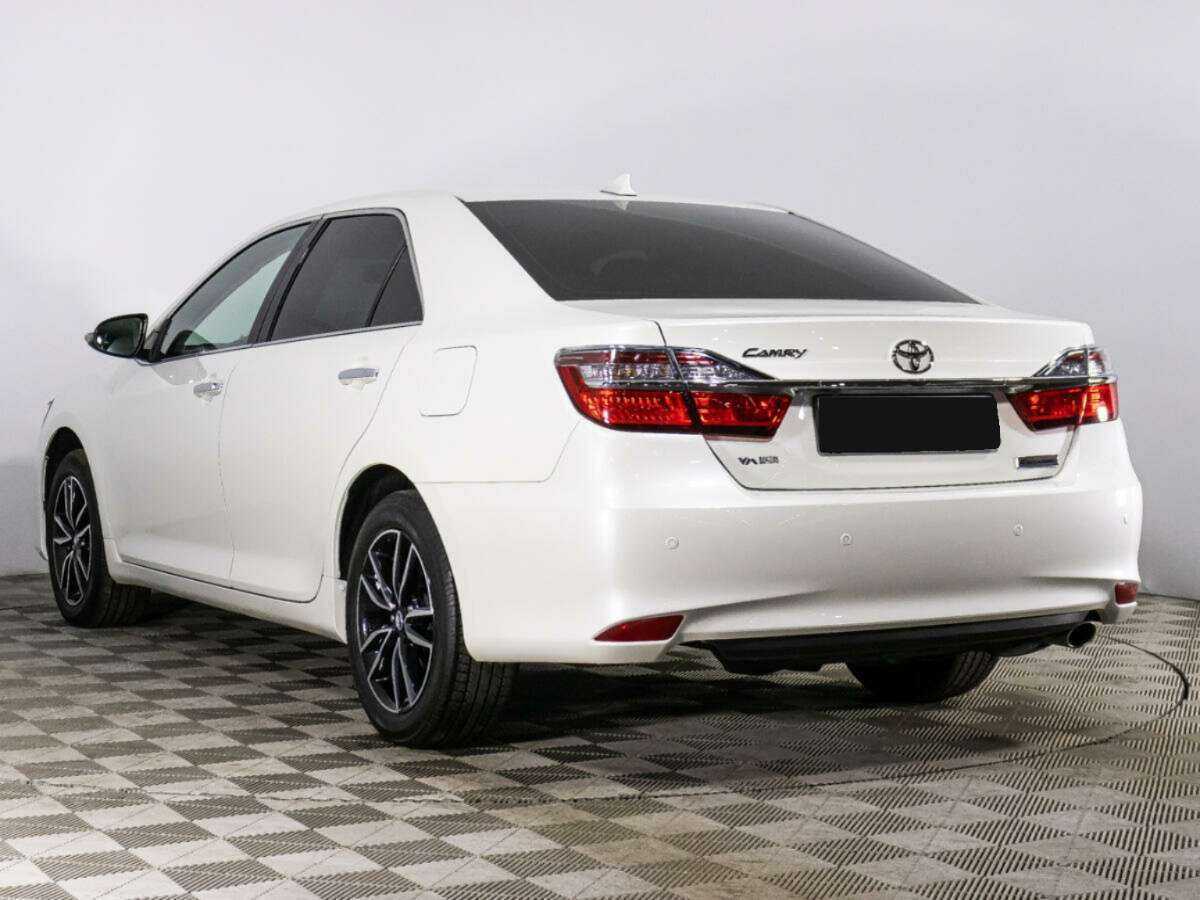 Toyota Camry 2017 года с пробегом. Фото: #6