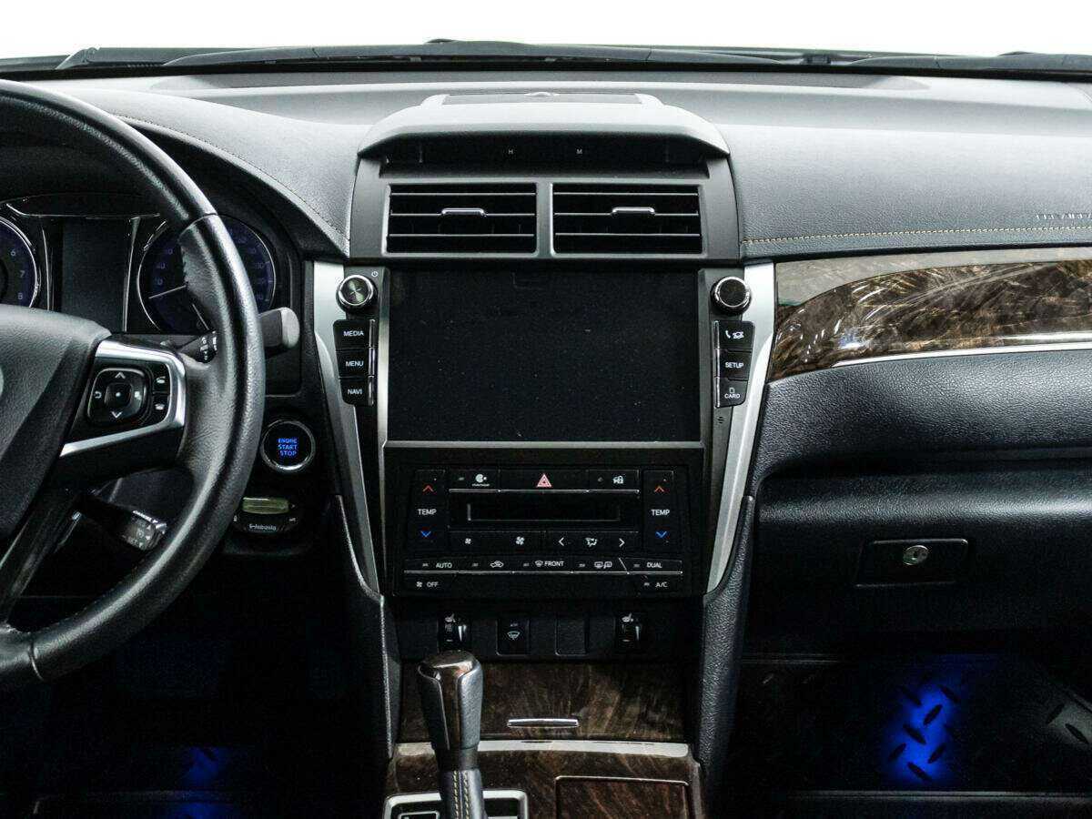 Toyota Camry 2017 года с пробегом. Фото: #13