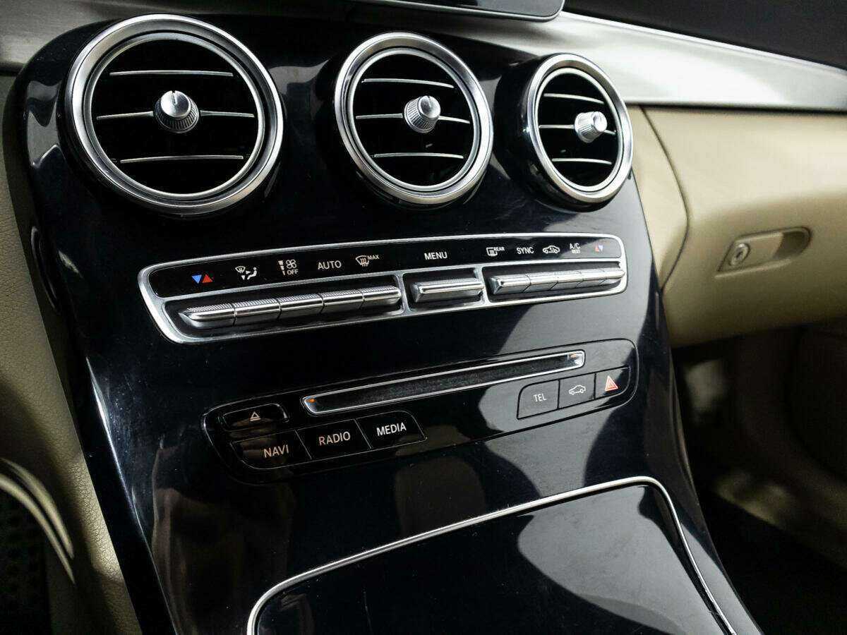 Mercedes-Benz C-Класс 2017 года с пробегом. Фото: #16