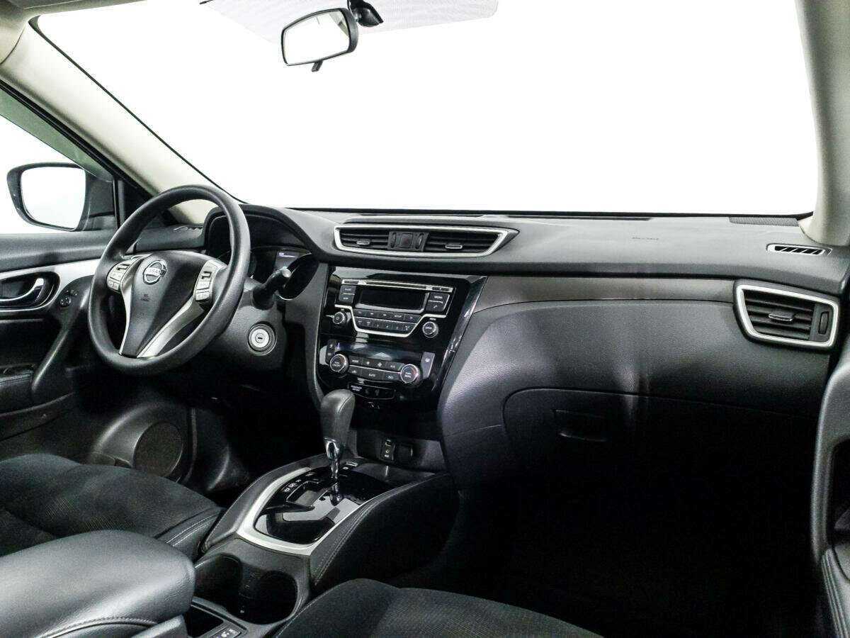 Б/У Ниссан Икс-Трейл 2017 года. Фото: #8