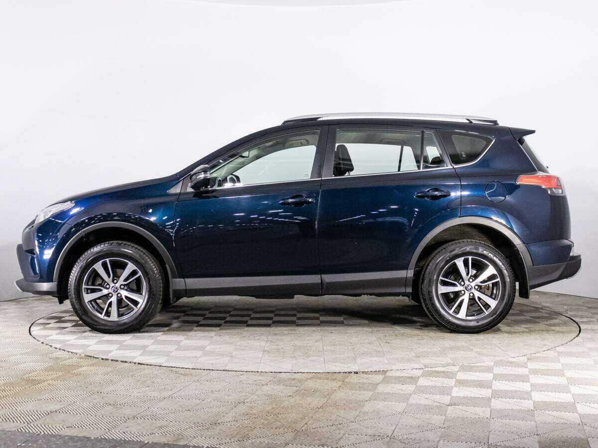 Toyota RAV4 2018 года с пробегом. Фото: #7