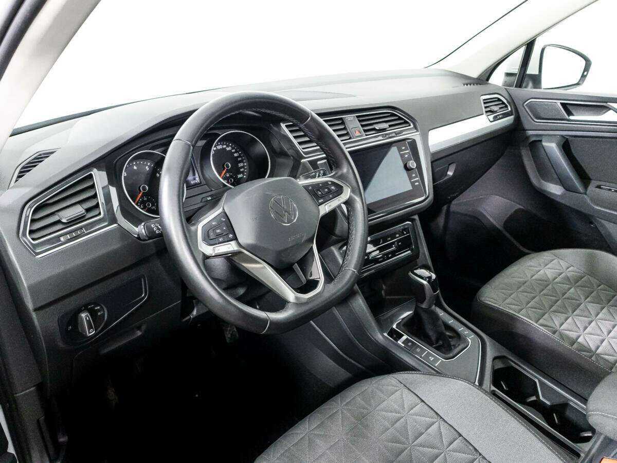 Volkswagen Tiguan 2021 года с пробегом. Фото: #10