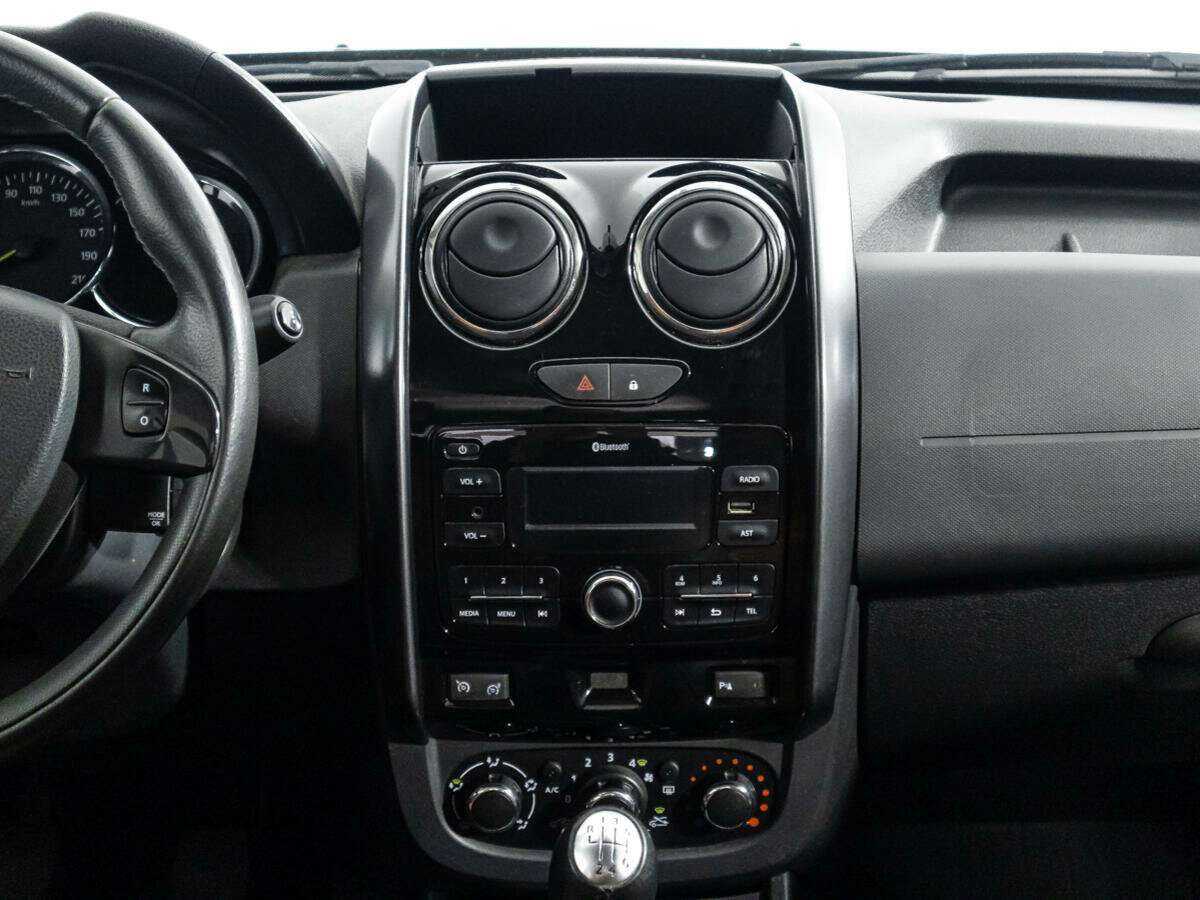 Б/У Рено Дастер 2017 года. Фото: #13