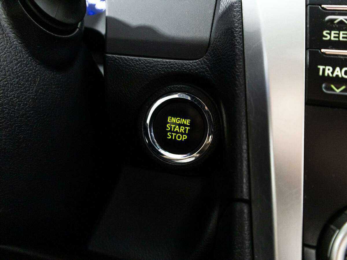 Б/У Тойота Камри 2013 года. Фото: #17