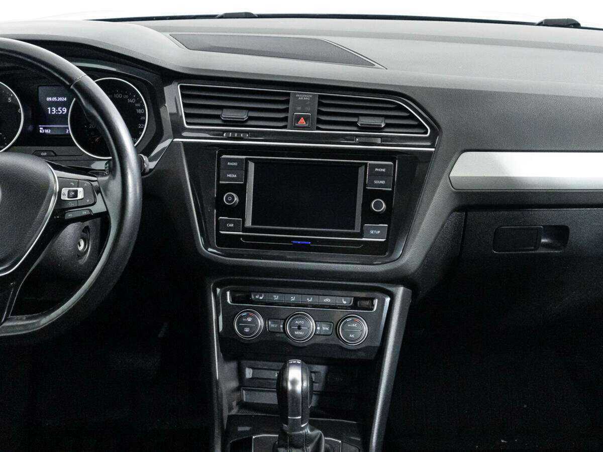 Б/У Фольксваген Тигуан 2017 года. Фото: #13