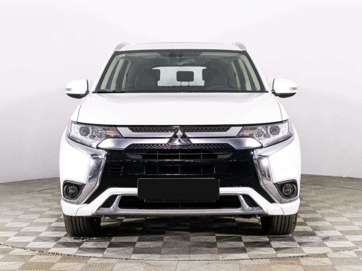 Mitsubishi Outlander 2022 года с пробегом. Фото: #1