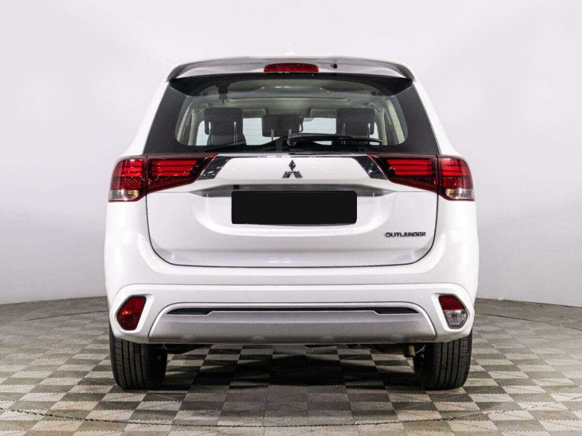 Mitsubishi Outlander 2022 года с пробегом. Фото: #4