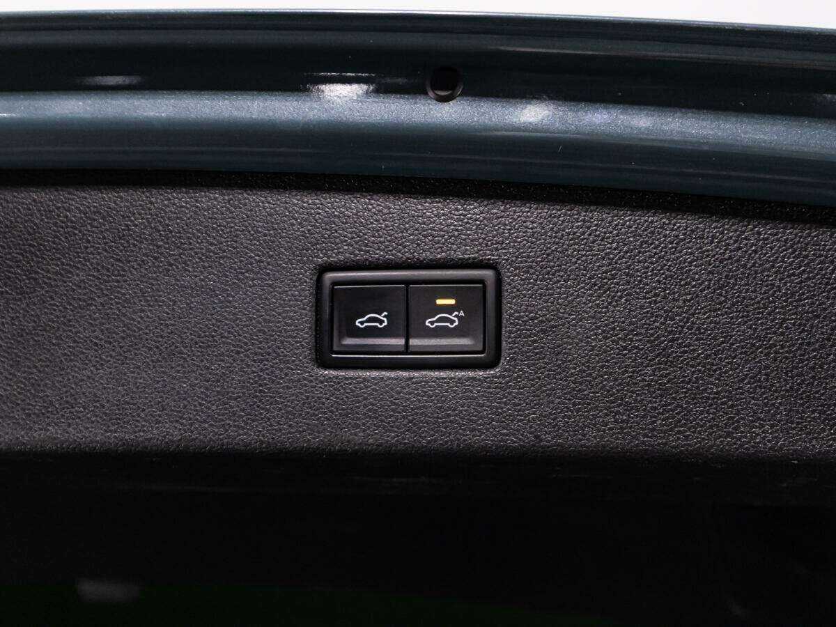 Б/У Фольксваген Тигуан 2019 года. Фото: #15