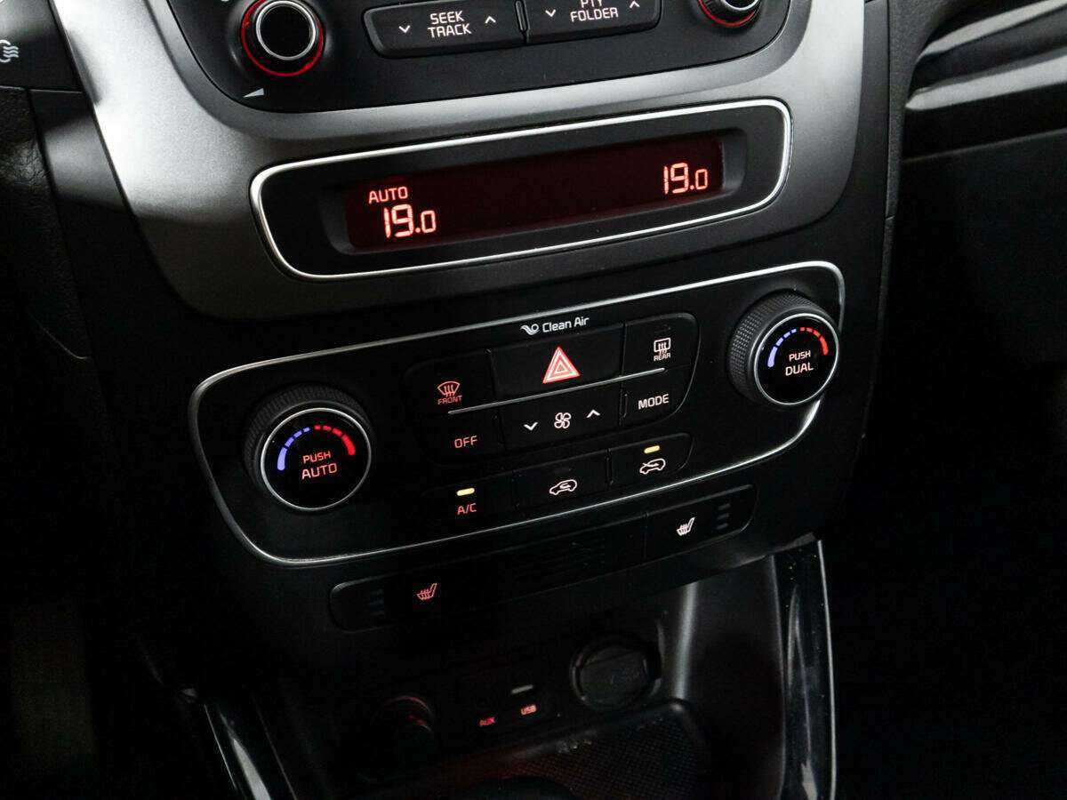 Б/У Киа Соренто 2019 года. Фото: #16