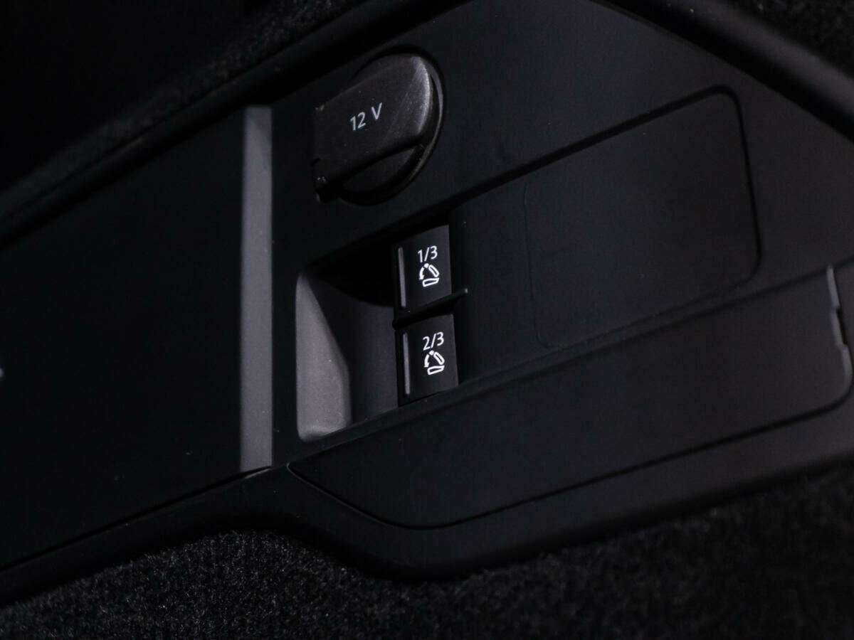 Volkswagen Touareg 2015 года с пробегом. Фото: #14