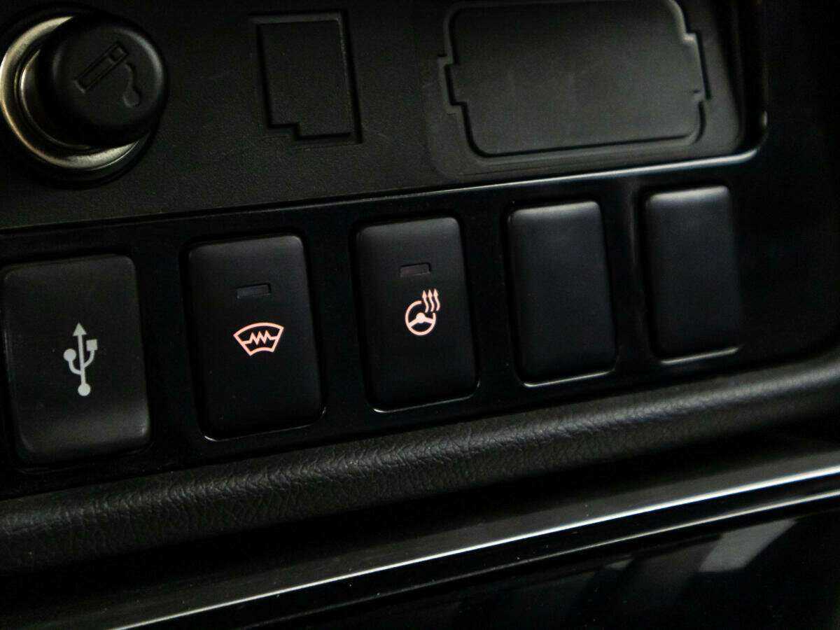 Б/У Митсубиши Оутлэндер 2019 года. Фото: #14