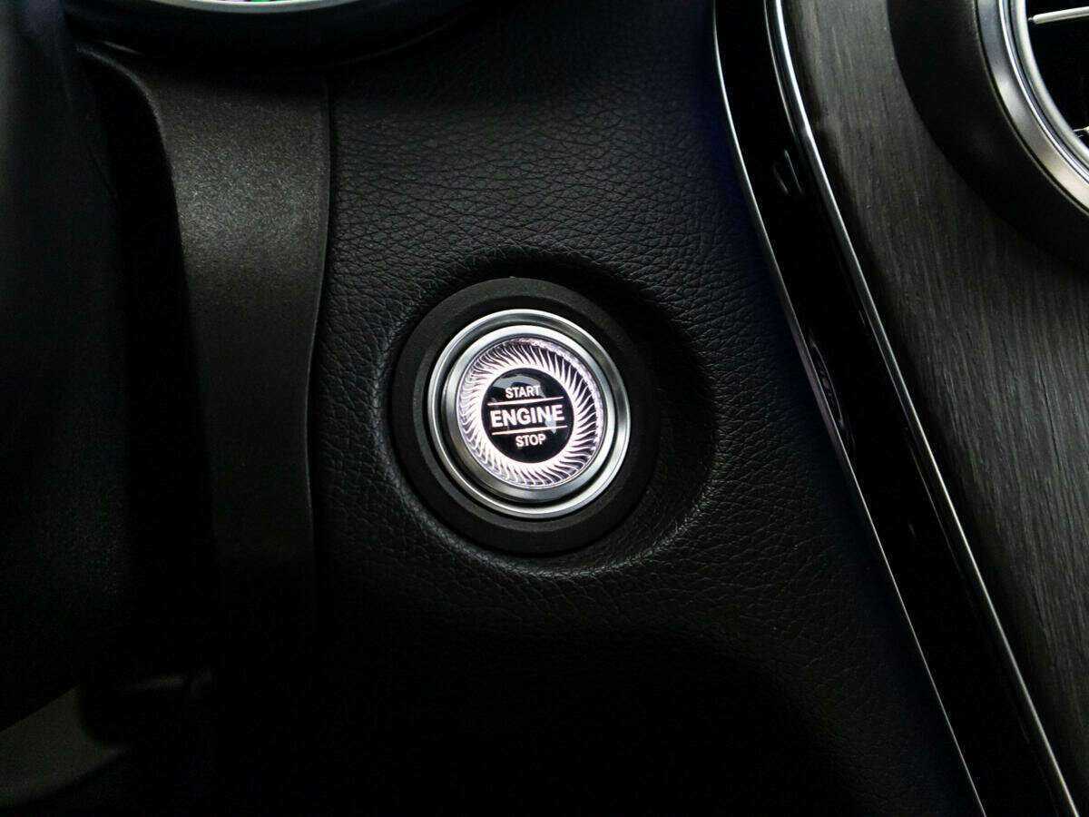 Mercedes-Benz C-Класс 2018 года с пробегом. Фото: #18