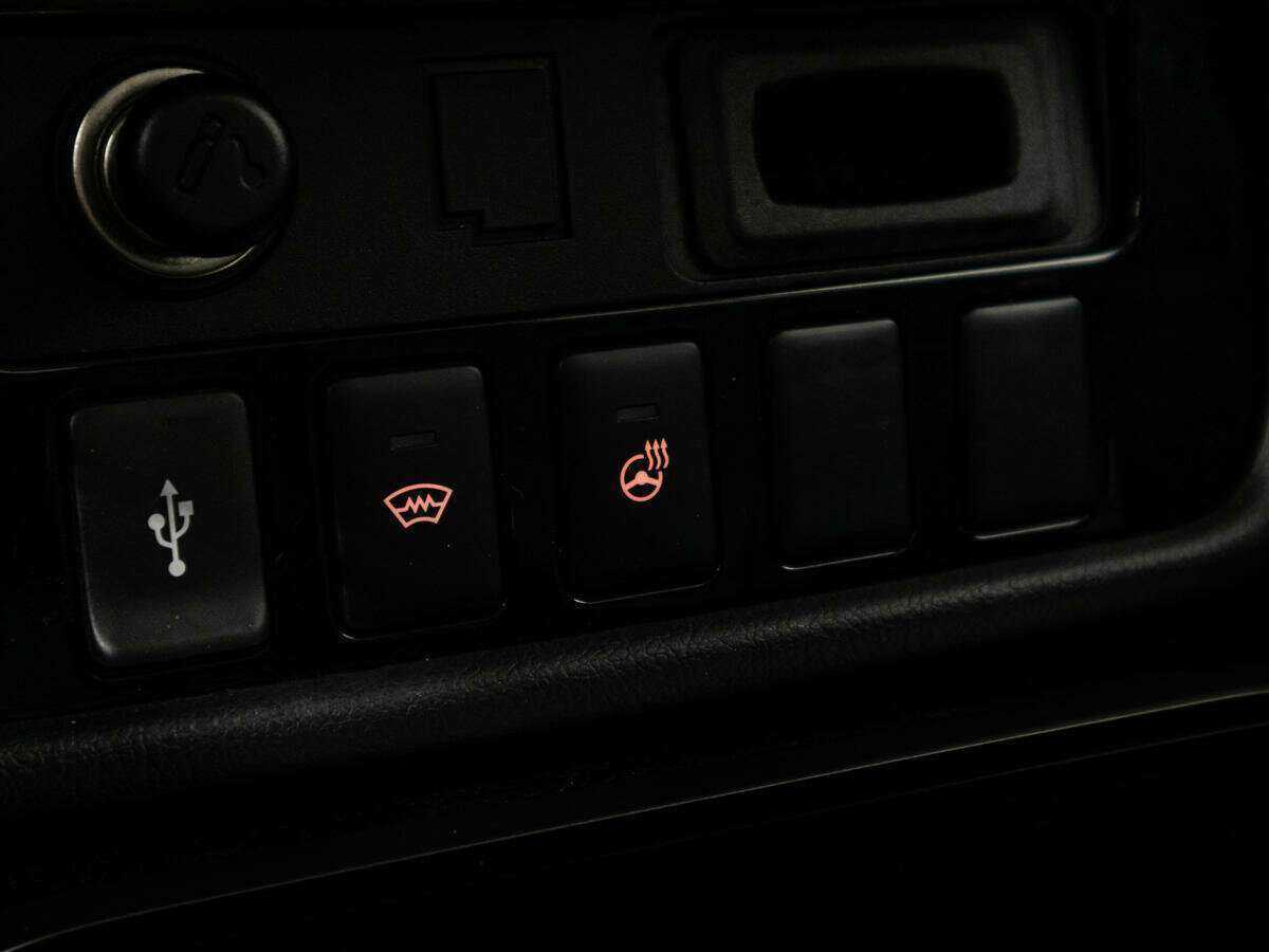 Б/У Митсубиши Оутлэндер 2019 года. Фото: #16