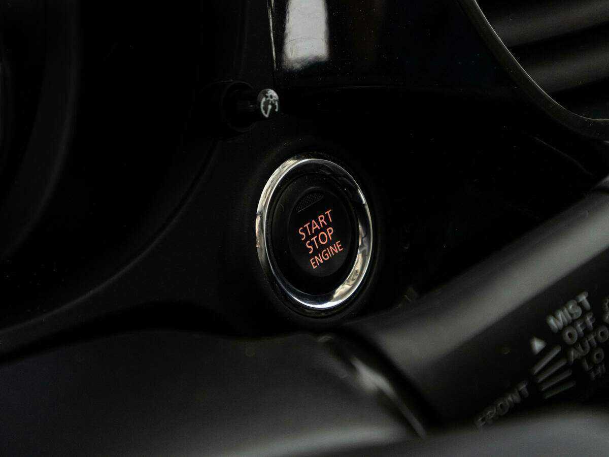 Б/У Митсубиши Оутлэндер 2019 года. Фото: #17