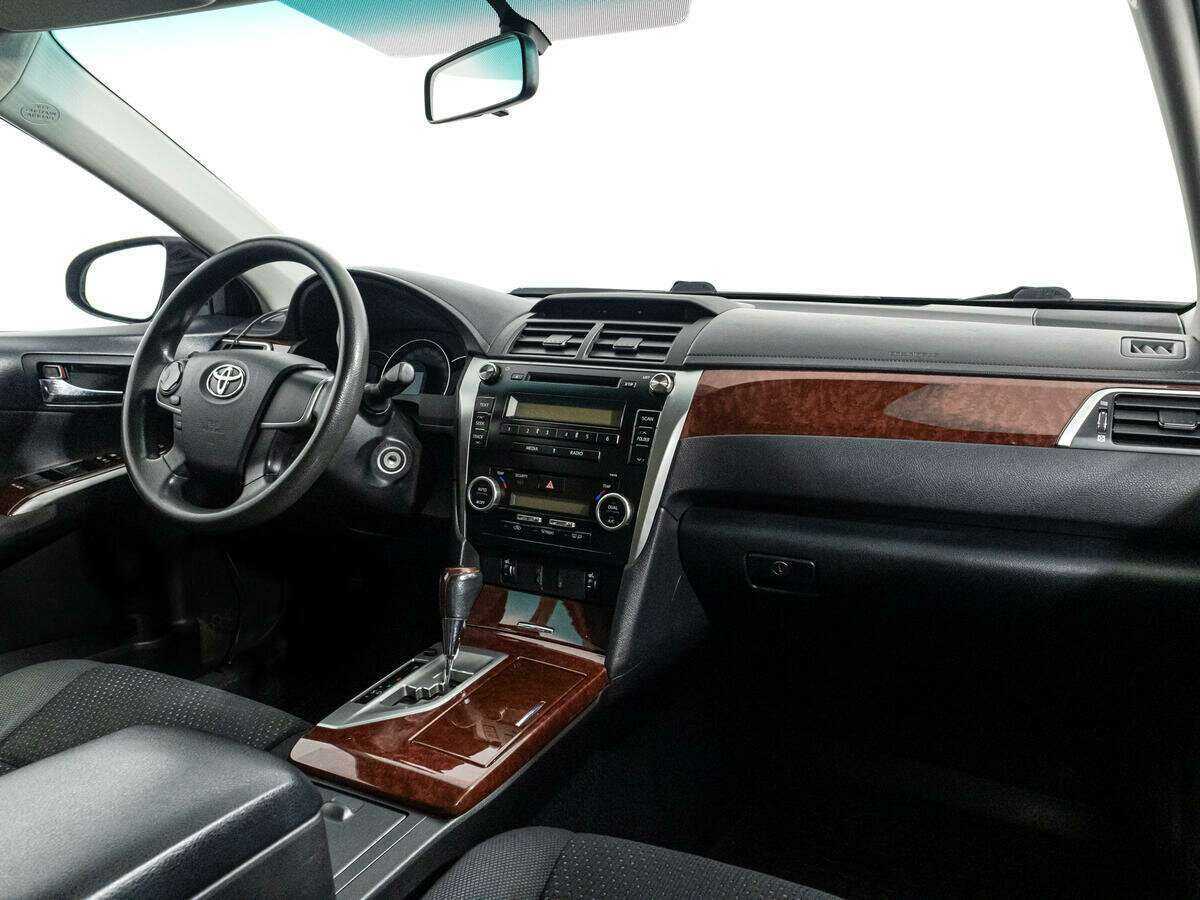Б/У Тойота Камри 2012 года. Фото: #6