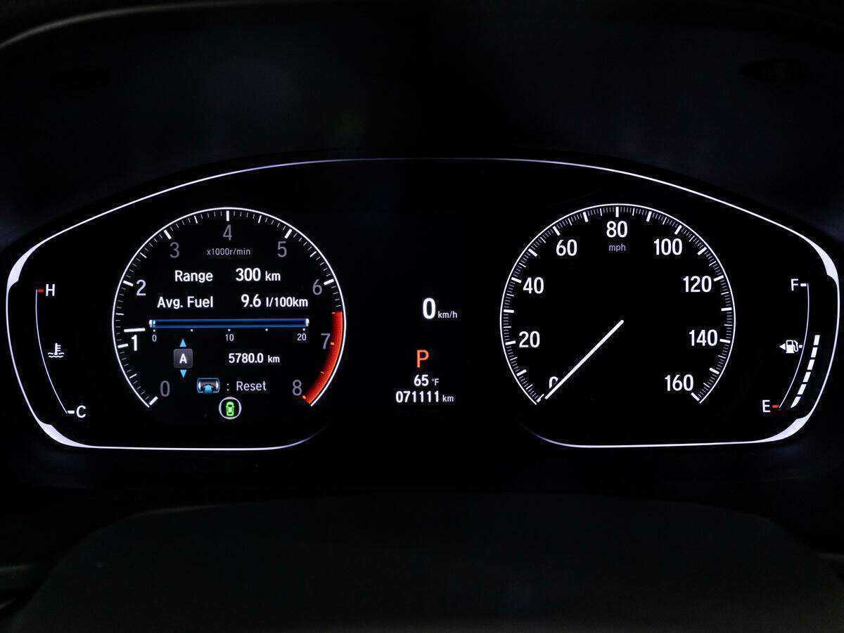 Б/У Хонда Аккорд 2018 года. Фото: #11