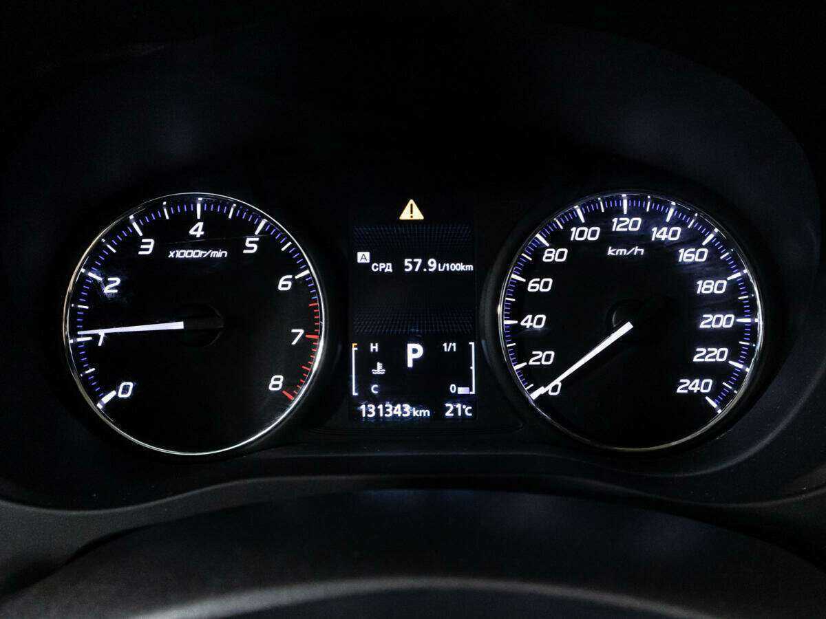 Б/У Митсубиши Оутлэндер 2019 года. Фото: #11