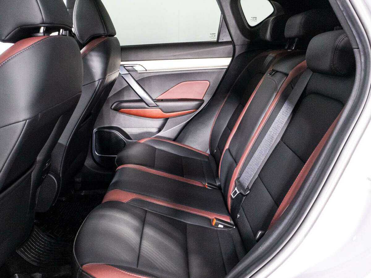 Б/У Джили Кулрэй 2023 года. Фото: #9