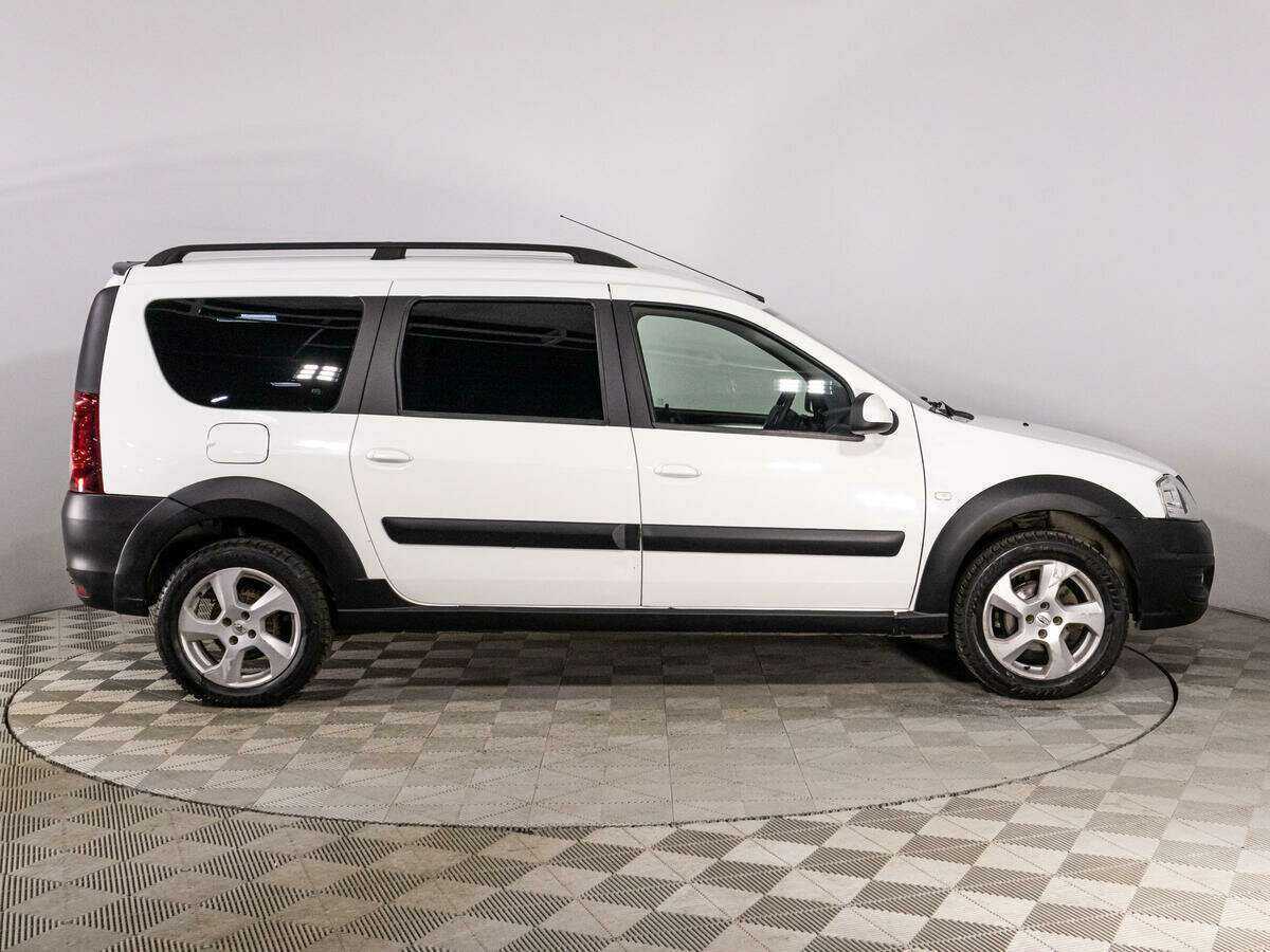 Lada (ВАЗ) Largus 2019 года с пробегом. Фото: #3