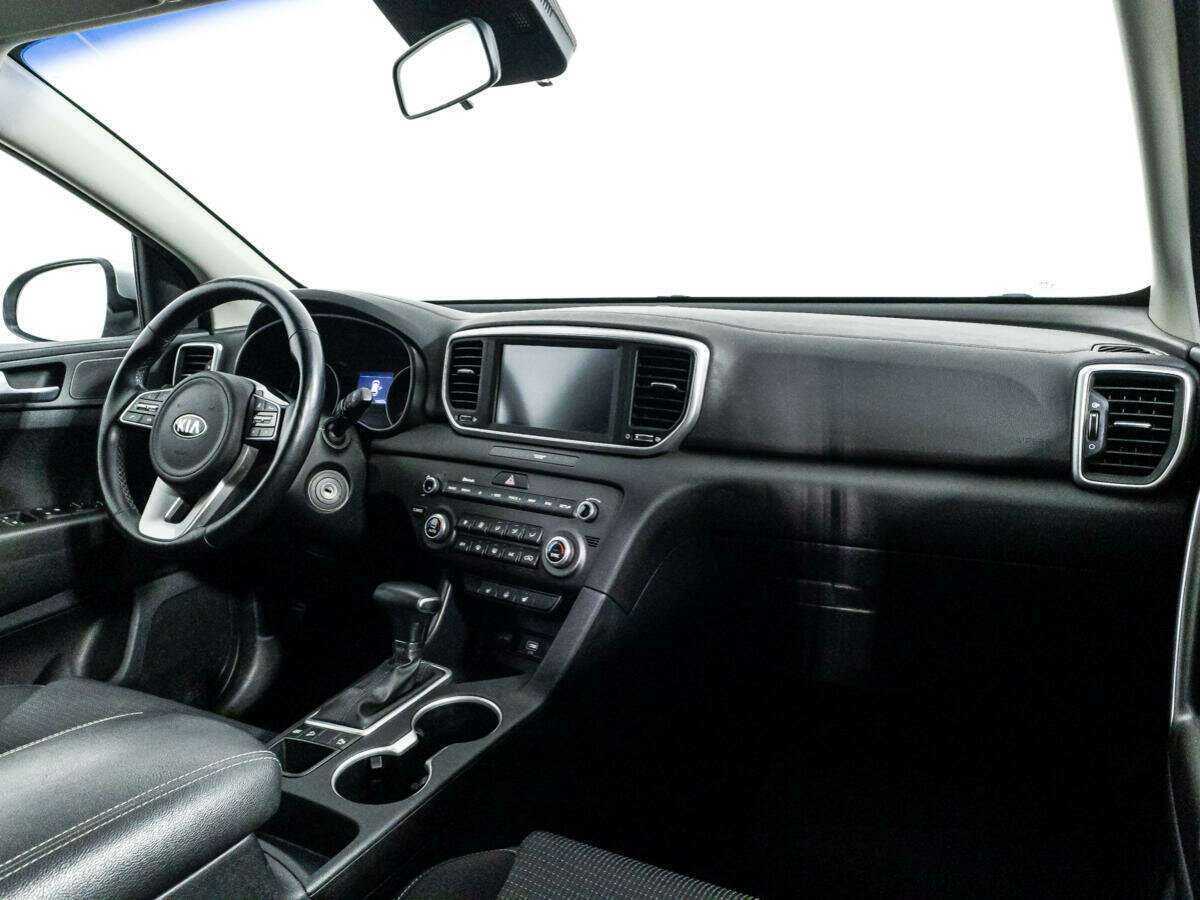 Б/У Киа Спортейдж 2020 года. Фото: #8