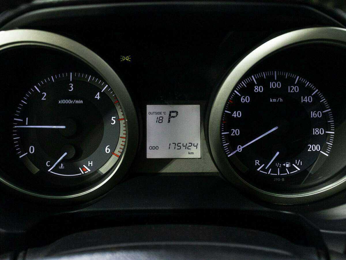 Toyota Land Cruiser Prado 2012 года с пробегом. Фото: #10