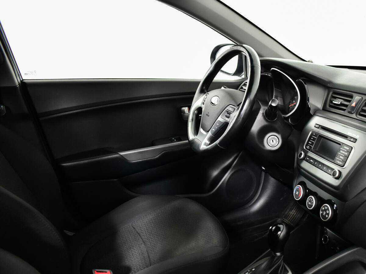 Б/У Киа Рио 2017 года. Фото: #8