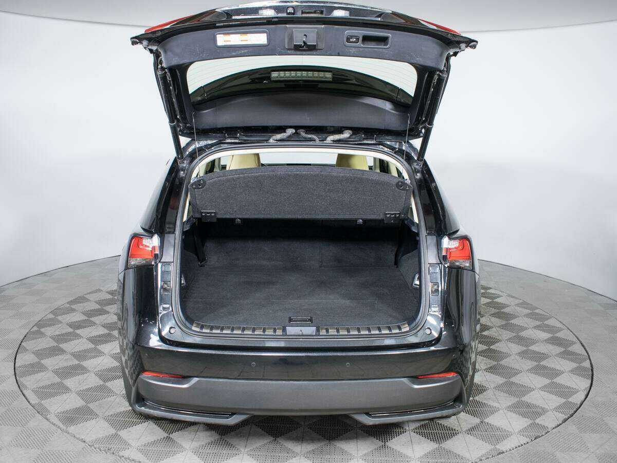 Lexus NX 2016 года с пробегом. Фото: #19