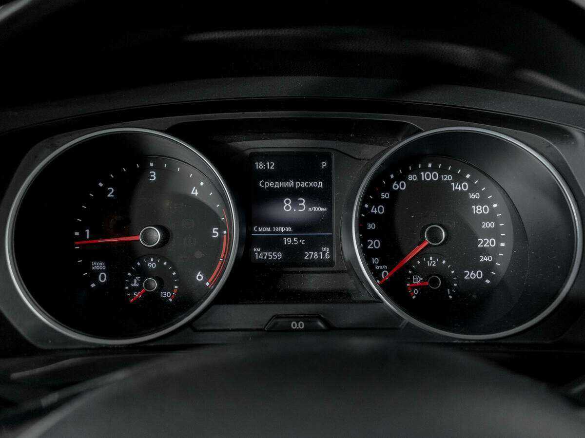 Б/У Фольксваген Тигуан 2018 года. Фото: #11