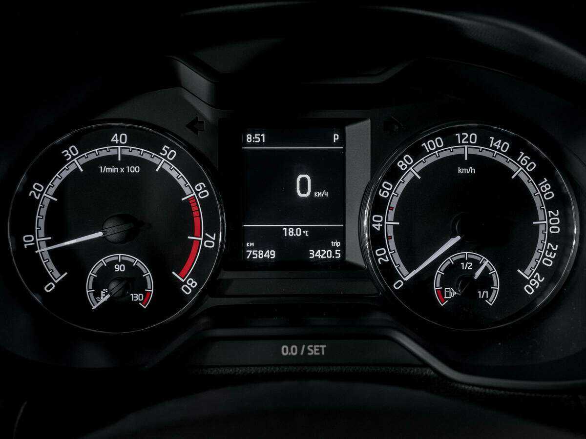 Б/У Шкода Октавия 2018 года. Фото: #10