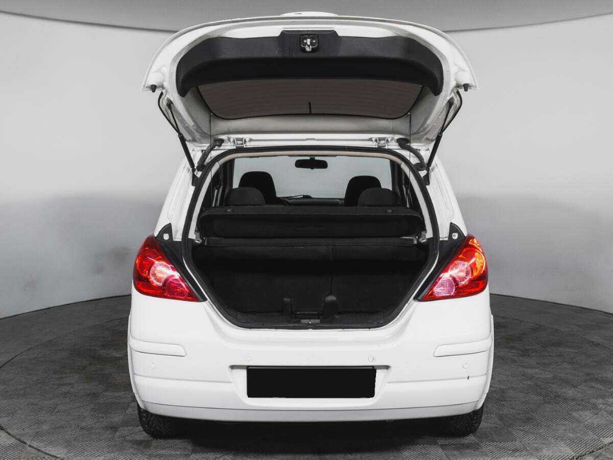 Б/У Ниссан Тиида 2013 года. Фото: #15