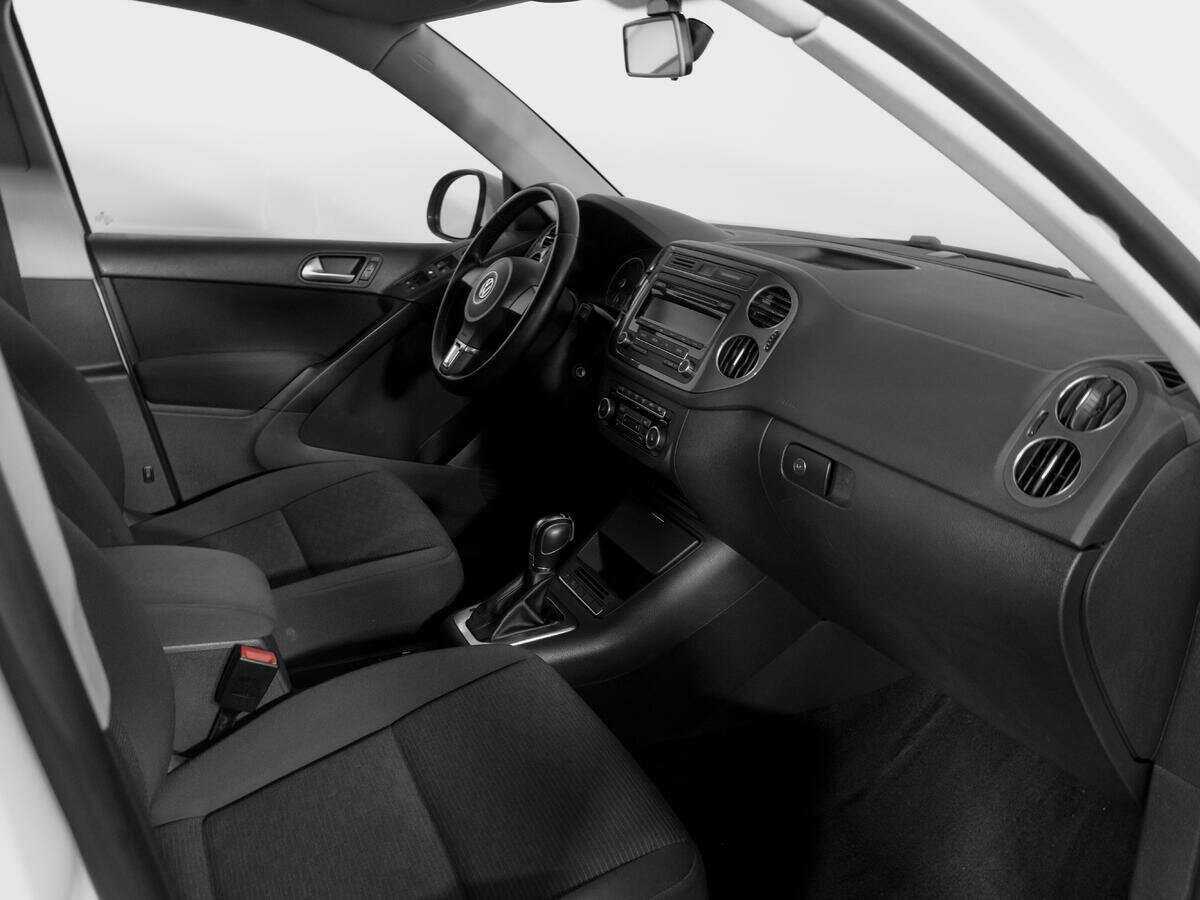 Б/У Фольксваген Тигуан 2012 года. Фото: #8