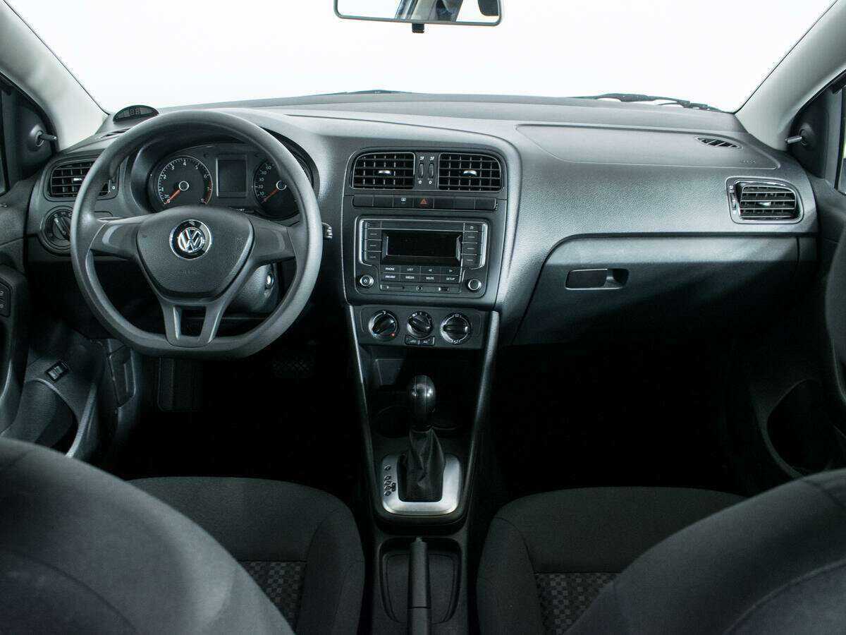 Б/У Фольксваген Поло 2019 года. Фото: #11