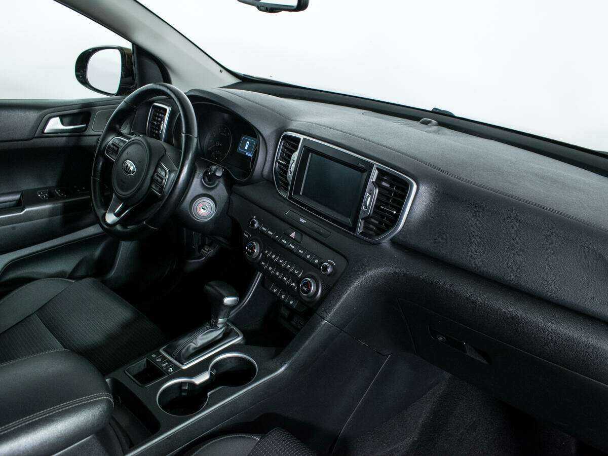 Б/У Киа Спортейдж 2017 года. Фото: #8