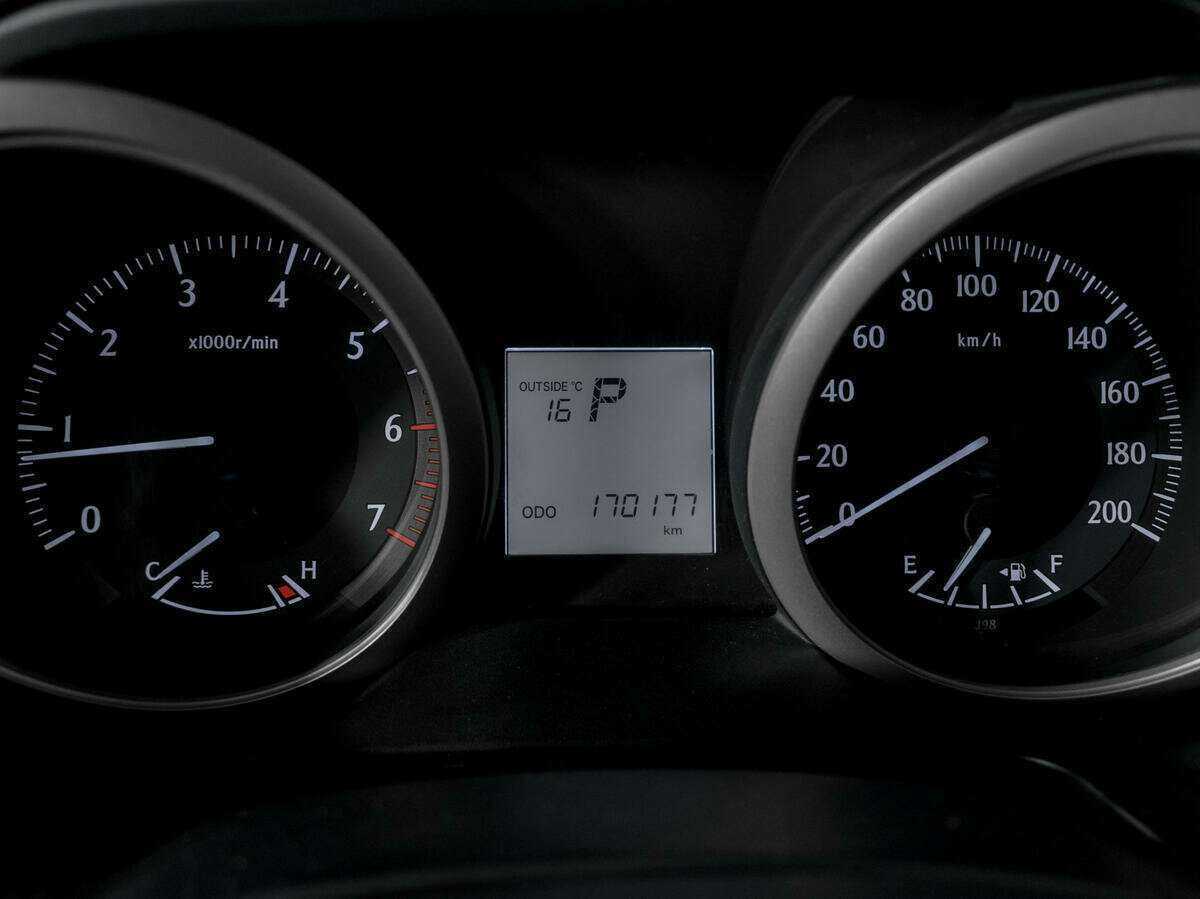 Toyota Land Cruiser Prado 2012 года с пробегом. Фото: #10