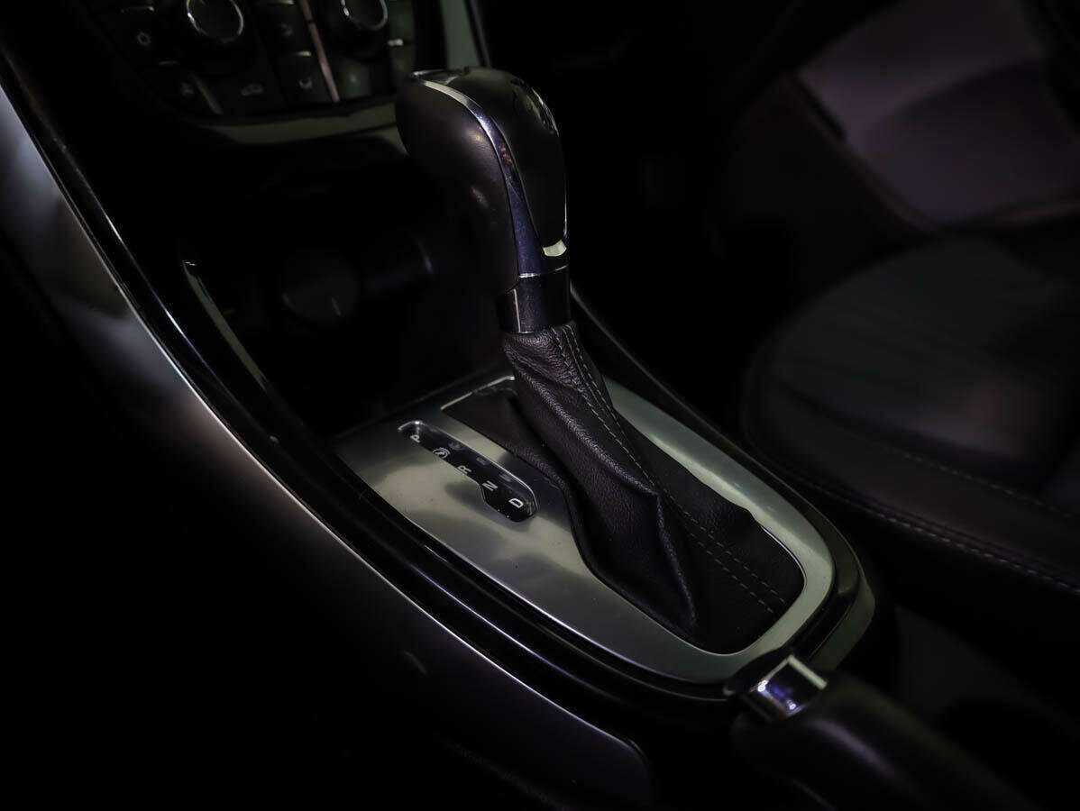 Opel Astra 2015 года с пробегом. Фото: #13