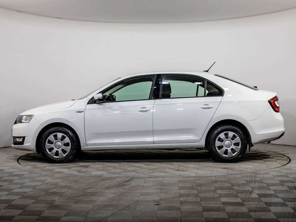 Skoda Rapid 2018 года с пробегом. Фото: #6
