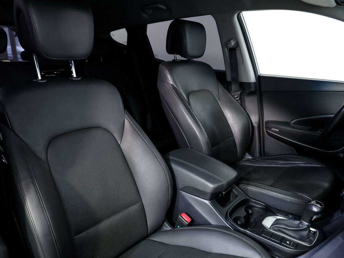 Hyundai Santa Fe 2017 года с пробегом. Фото: #13