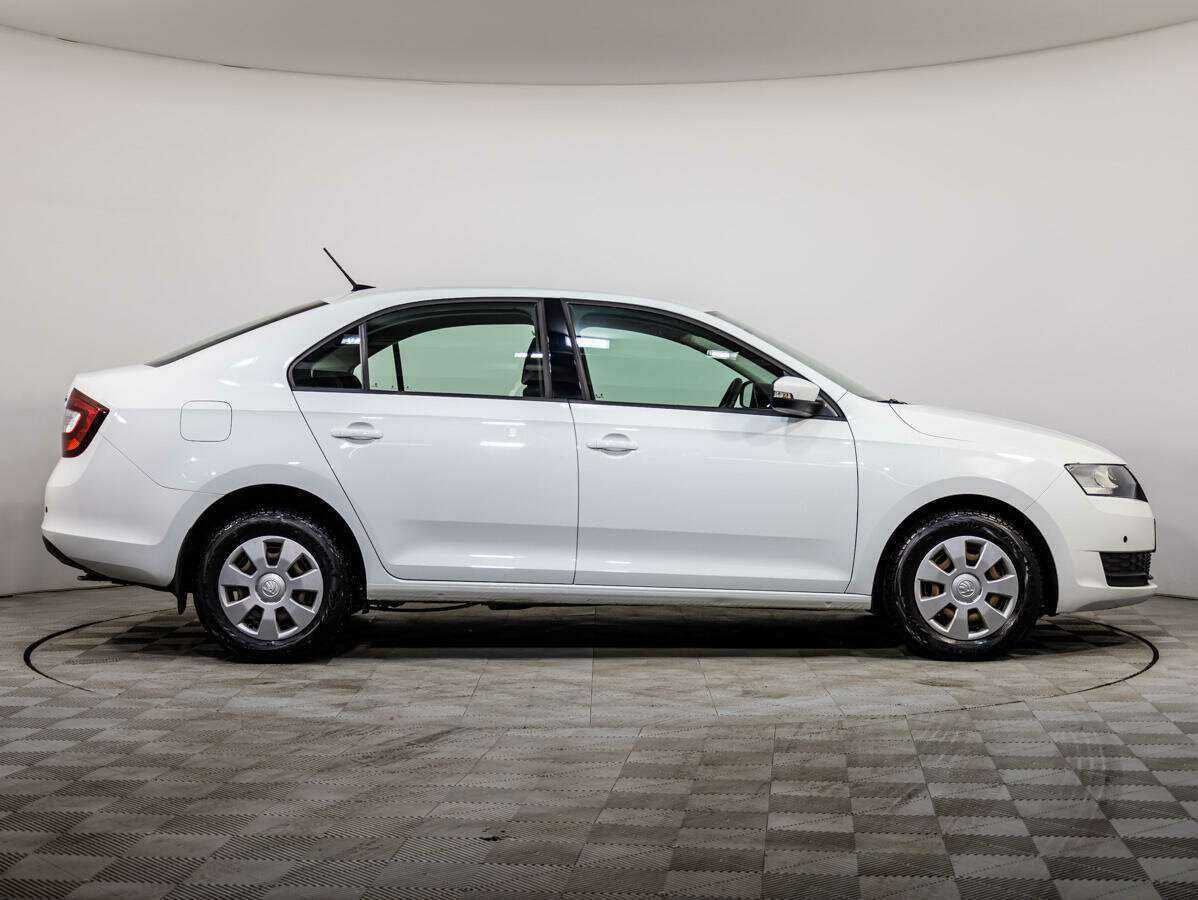 Skoda Rapid 2017 года с пробегом. Фото: #2