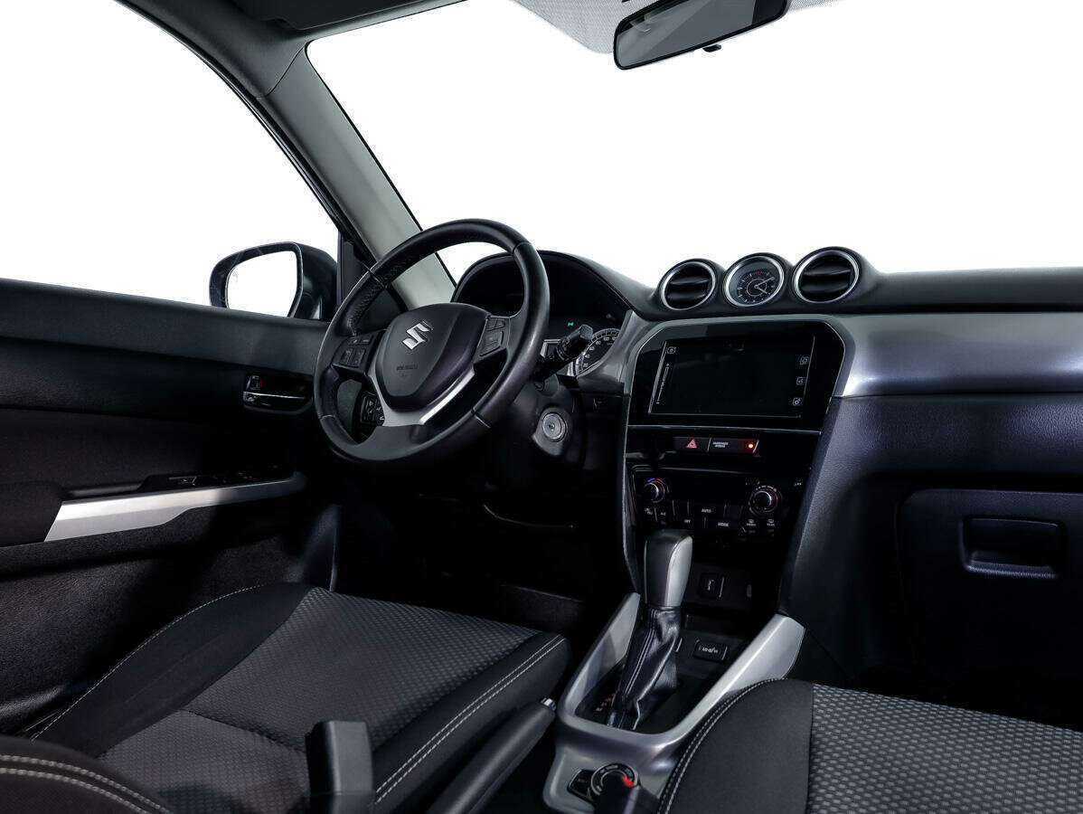 Б/У Сузуки Витара 2016 года. Фото: #6