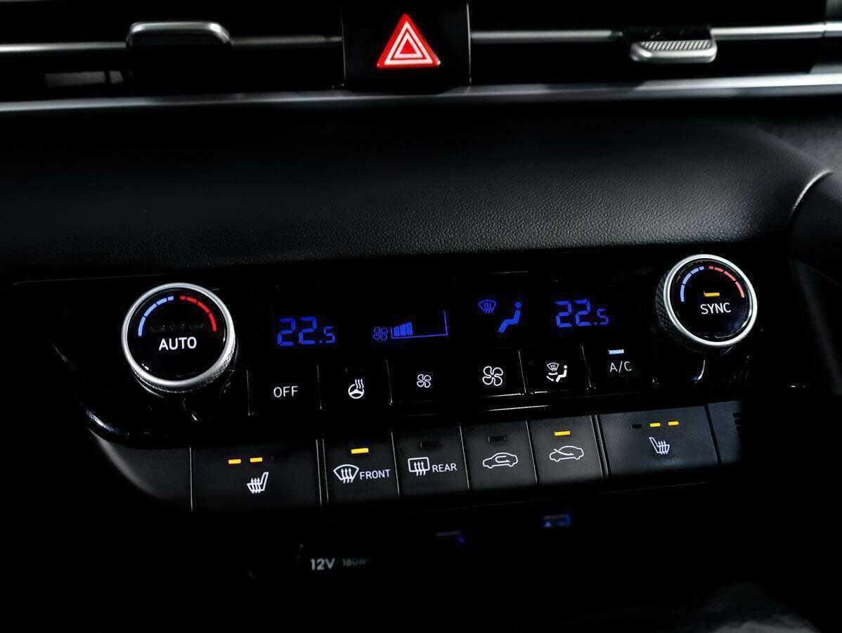 Hyundai Elantra 2021 года с пробегом. Фото: #17