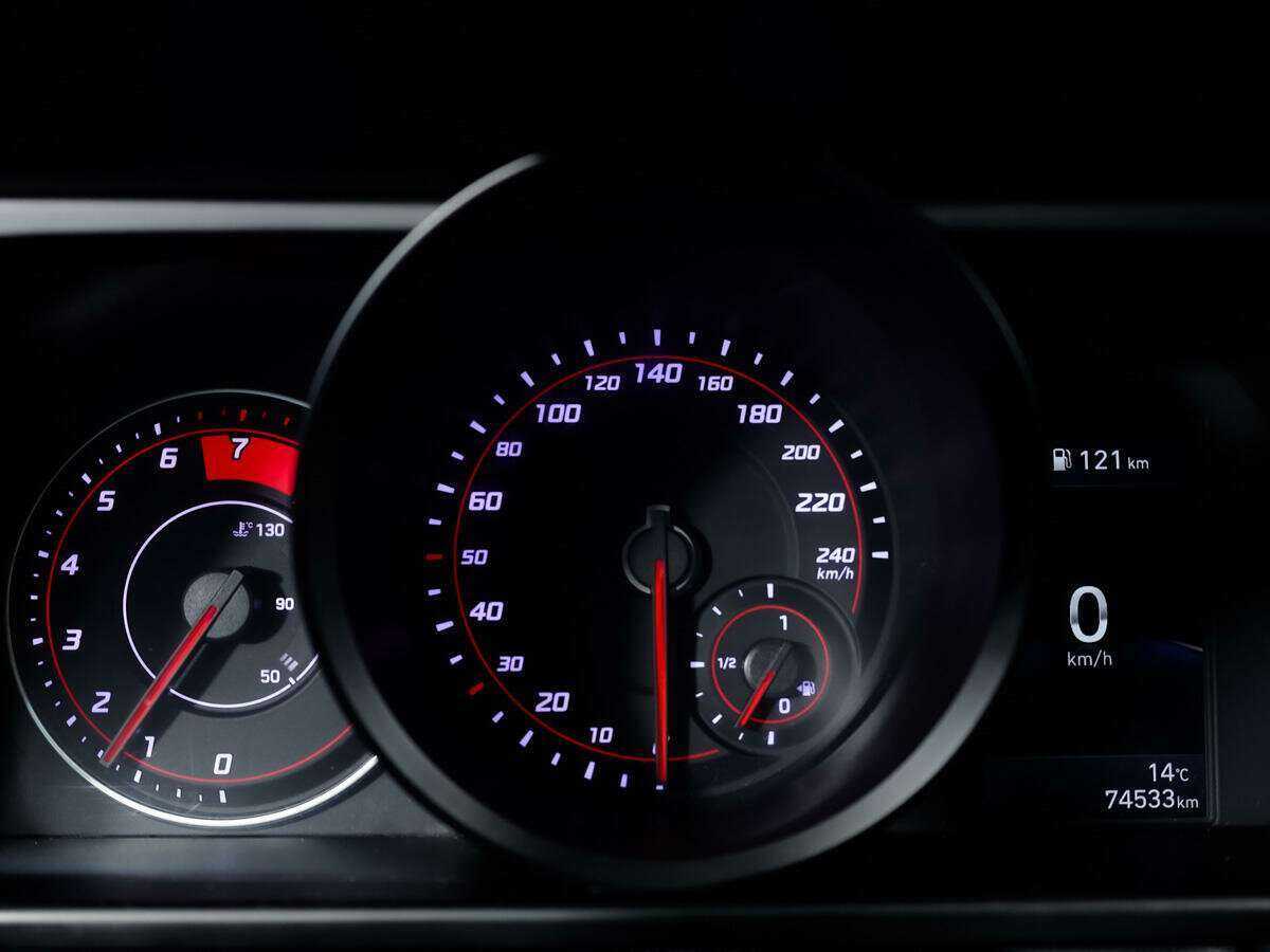 Hyundai Elantra 2021 года с пробегом. Фото: #25